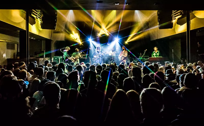 Image: 10 Mile Music Hall Opens in Frisco With a Leftover Salmon Concert