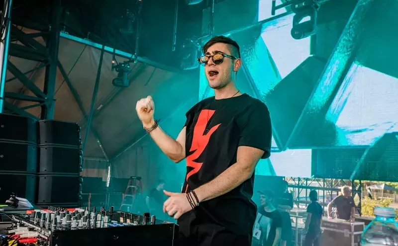 Image: 3LAU Parties as Hard as Gronk, Works Even Harder