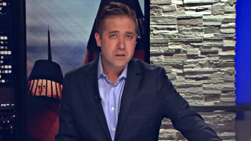 Image: Kyle Clark during his most recent commentary about Frontier Airlines.