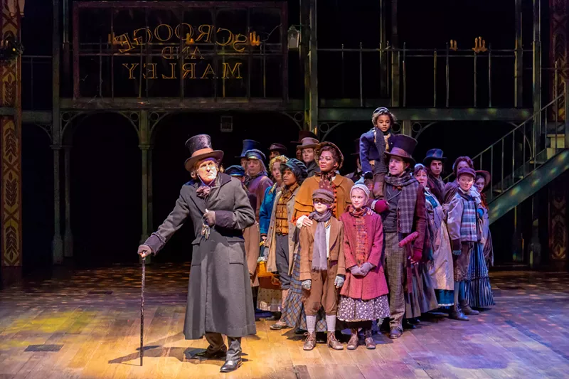 Image: The 2018 cast of A Christmas Carol