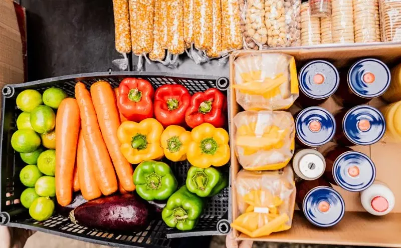 Image: A Simple Text Message Can Help End Summer Hunger in Denver