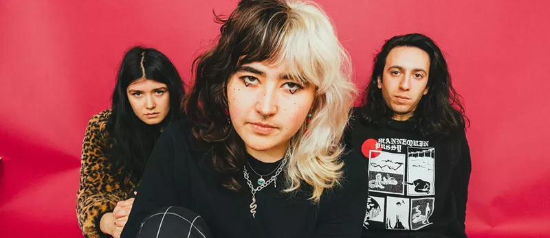 Image: alexia roditis with destroy boys bandmates
