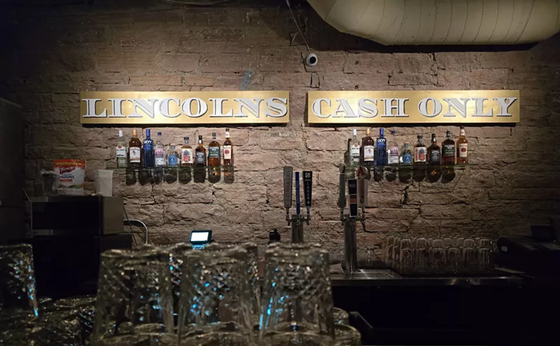 Image: All Drinks Are $5 at Lincoln's, a New Bar Hidden Downtown