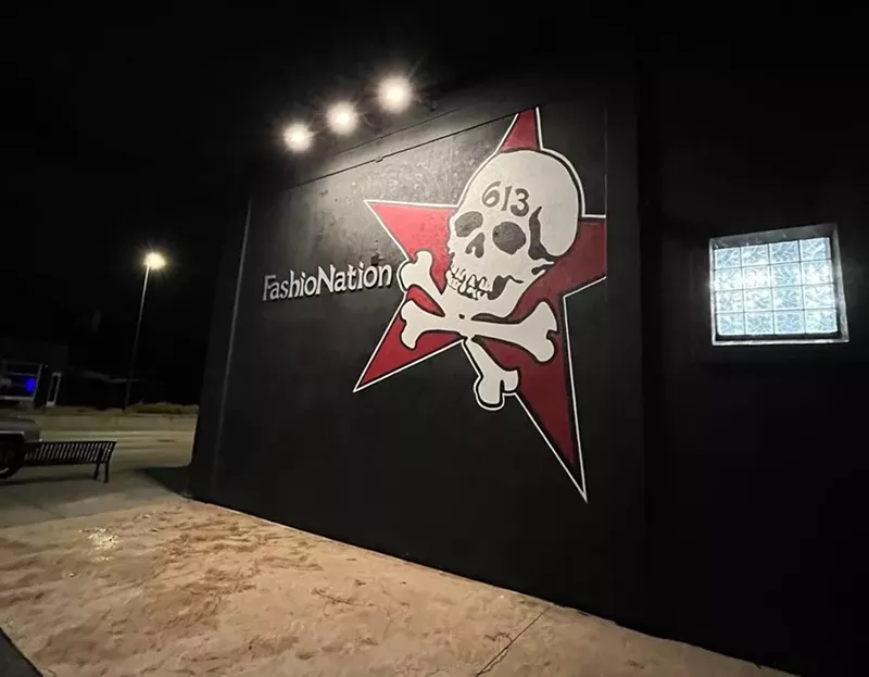 Image: sign of store with skull