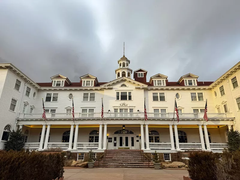 Image: old hotel in mountains