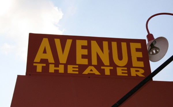 Avenue Theater