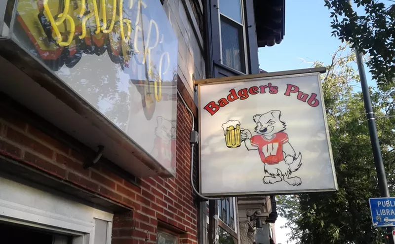 Image: Badger's Pub Sticks with the Basics on Broadway