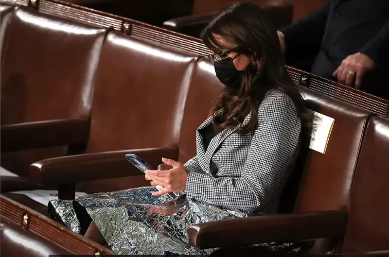Image: Representative Lauren Boebert acting like a fidgeting fourteen-year-old during President Joe Biden's first address to Congress.