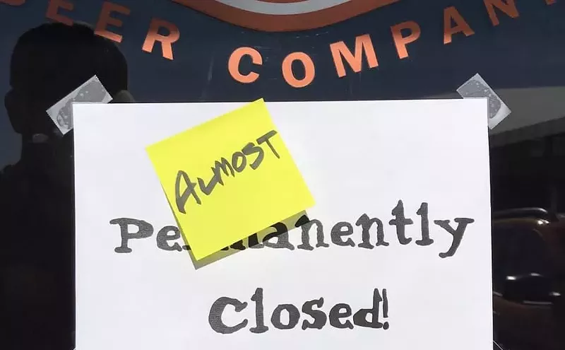 Image: Breweries Give Dire Warnings of More Closings; A Few Rebel Against Restrictions