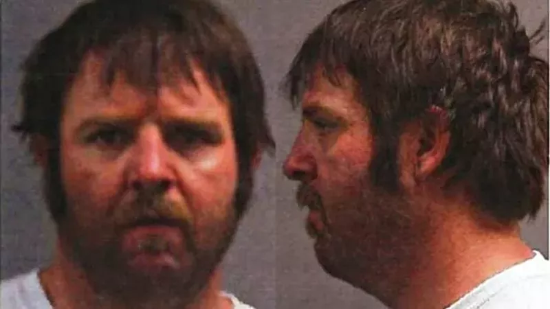 Image: The booking photos of Bryan Hunt.