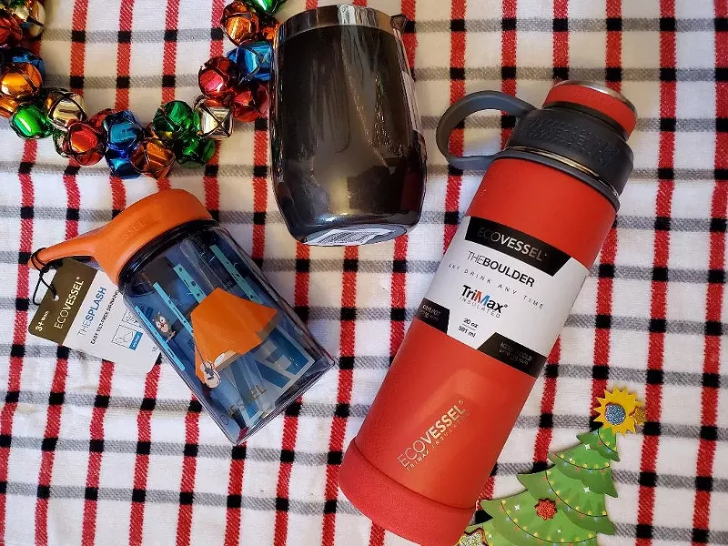 Image: EcoVessel makes an array of reusable bottles perfect for sipping wine at art openings.