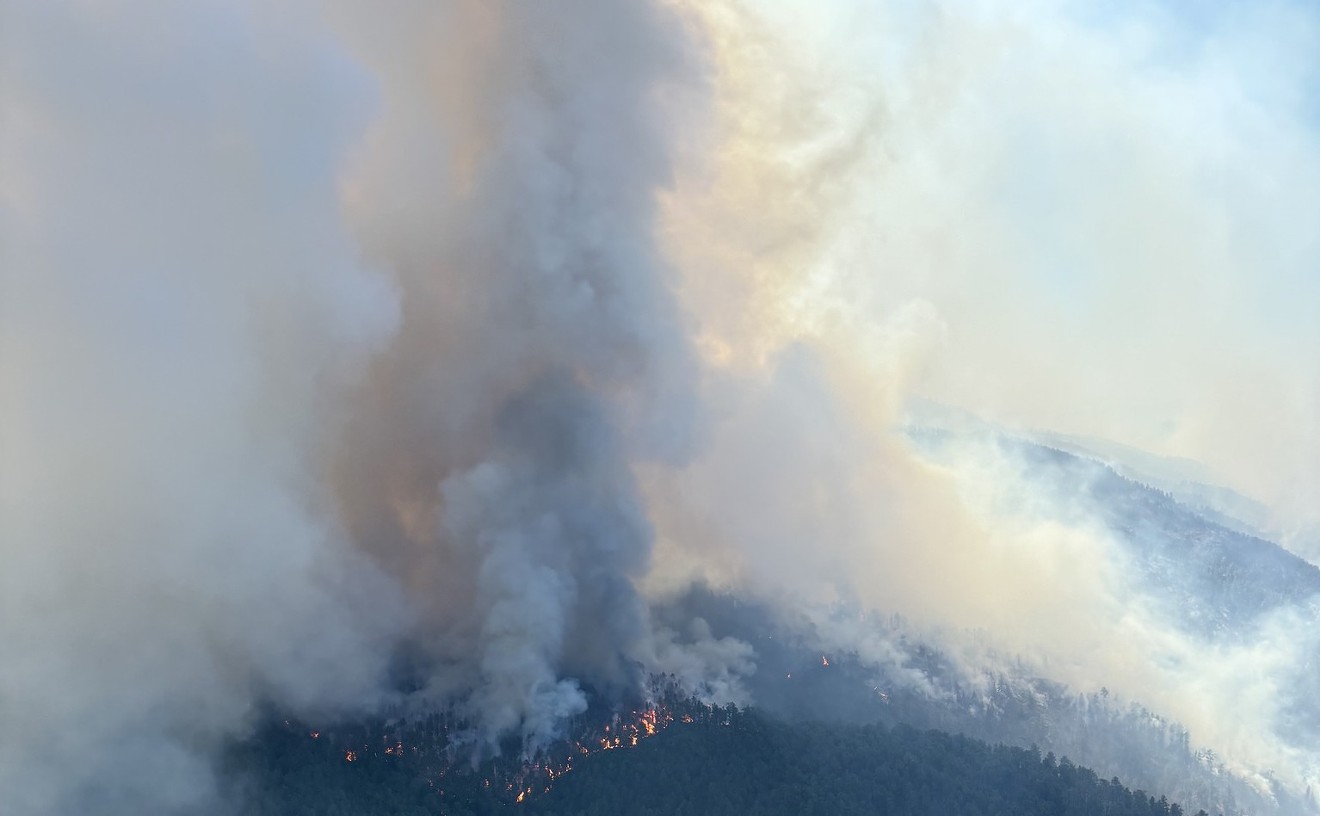 Colorado Wildfire Damage, Active Blazes Shown in Photos, Videos