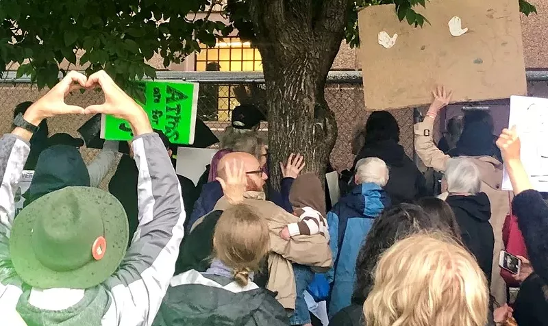 Image: On June 21, protesters expressed their support for detainees at the GEO immigrant detention facility in Aurora.