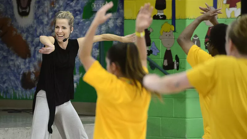 Image: Lucy Wallace leads Dance to Be Free to prisons across the U.S.