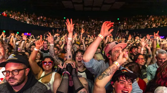 amyl and the sniffers performing in denver