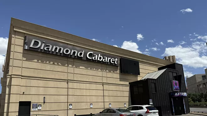 Diamond Cabaret strip club during the day