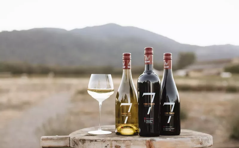 Image: Denver's All-Time Favorite QB Wants to Throw Some Holiday Wine Your Way