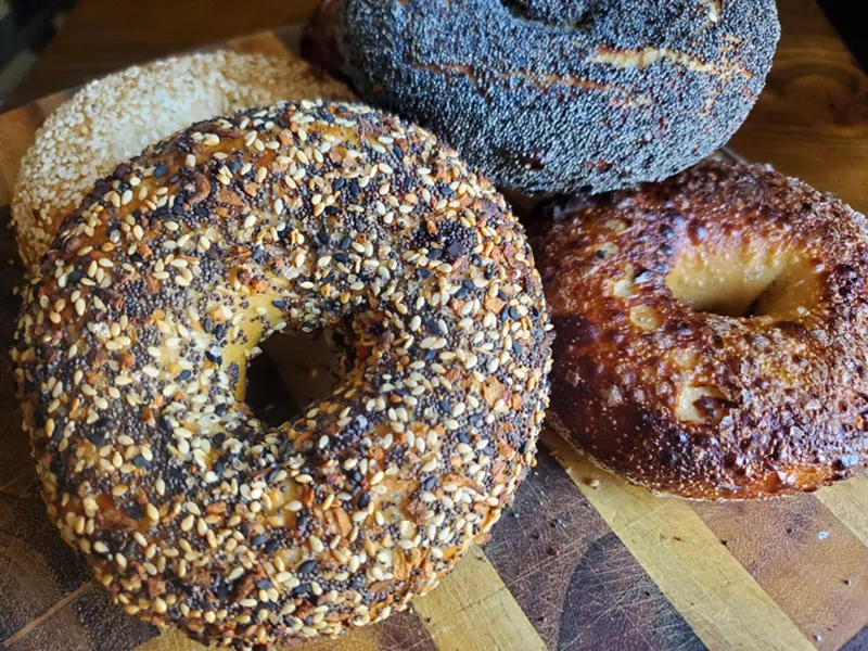 Image: bagels on a wooden board
