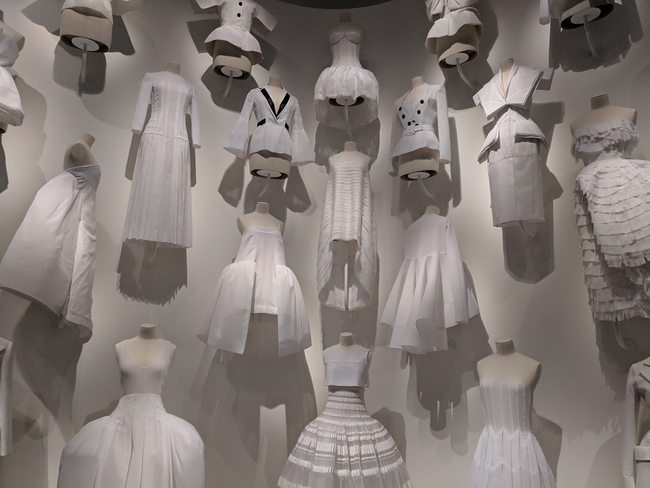 "The Office of Dreams" in Dior: From Paris to the World.