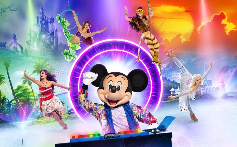 美品　Disney Family Dance Party DWE Family Dance Party CD未開封