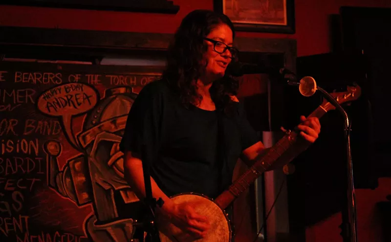 Image: DIY Concert After Womxn's March Benefits Planned Parenthood