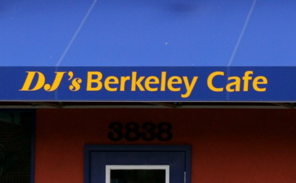 DJ's Berkeley Cafe