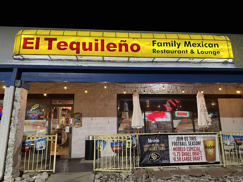 Image: front of a strip mall restaurant