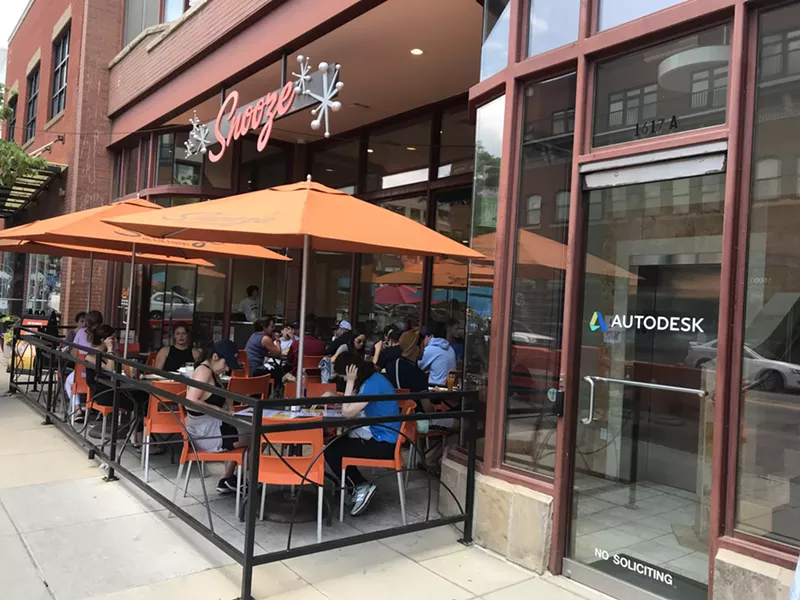 Image: Neither customers nor servers were masked at the Snooze location on the Pearl Street Mall circa June 29.