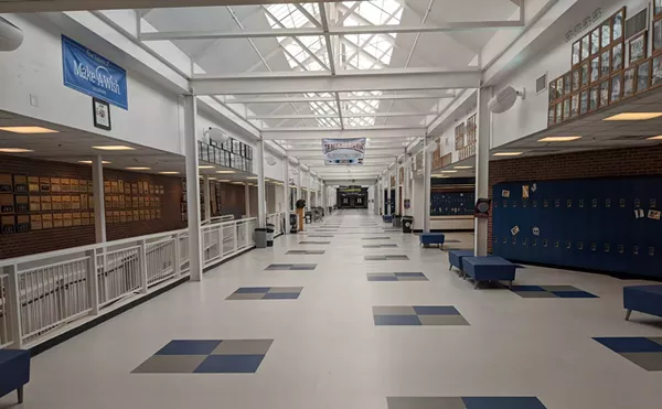 Image: Evergreen High School Shooting Leaves Denver Community Reeling