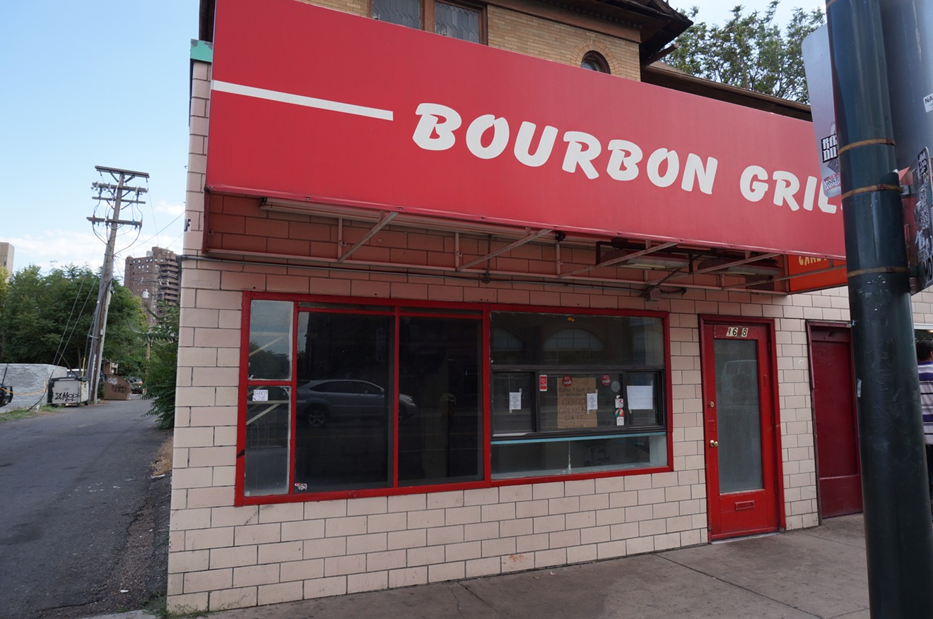 Why is nobody waiting for chicken outside the Bourbon Grill?