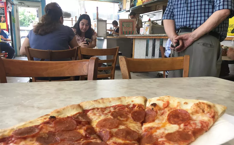 Image: Famous Pizza Will Close to Make Way for Portland Doughnut Shop