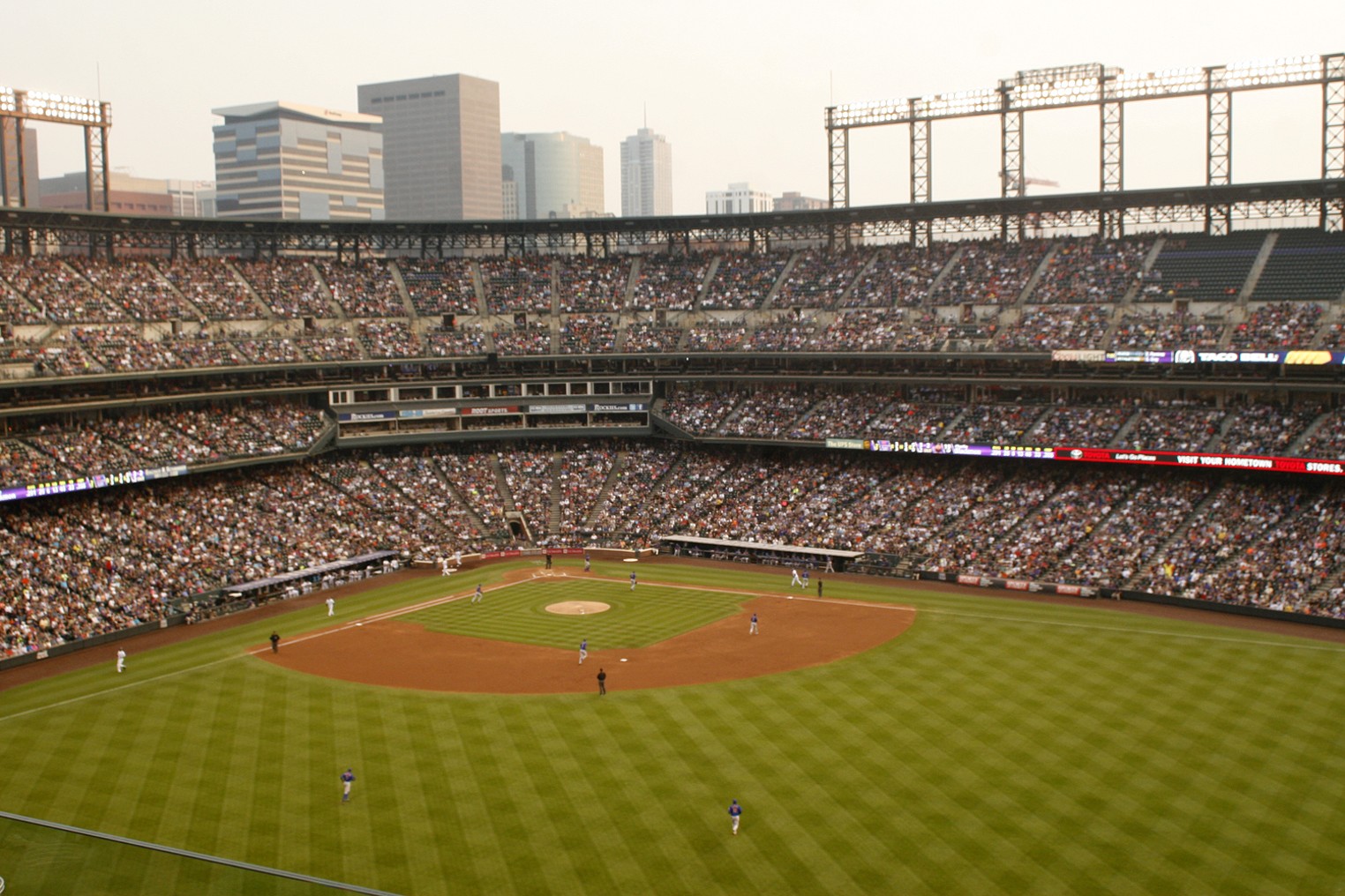 STAR WARS NIGHT AT COORS FIELD / COLORADO ROCKIES BASEBALL TEAM T