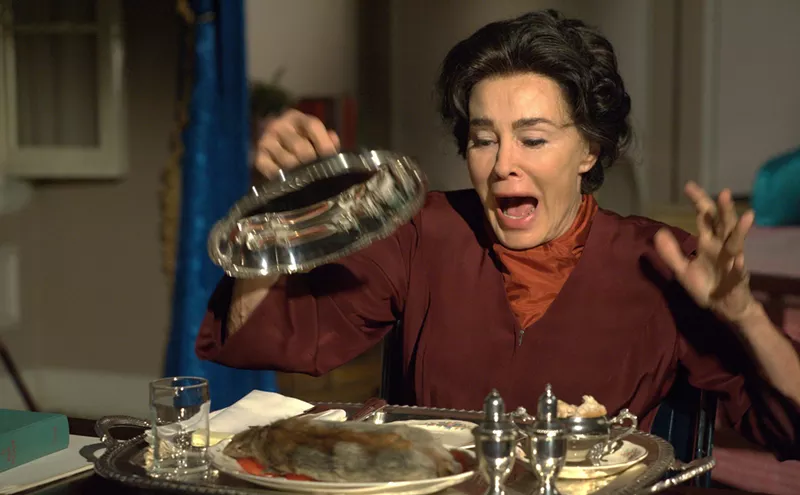Image: Feud Has Delicious Details and Great Performances — So Why Isn’t It Better?