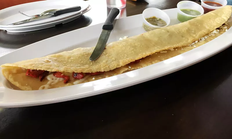 Image: If you only get one taco at Fritangas La Pili, make it a machete.