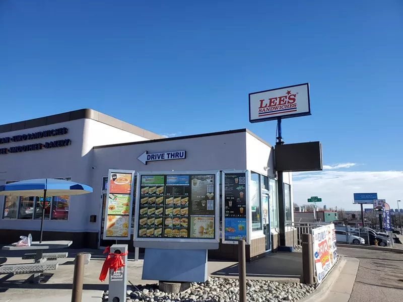 Image: The new Lee's Sandwiches on Alameda and Federal has a drive thru.