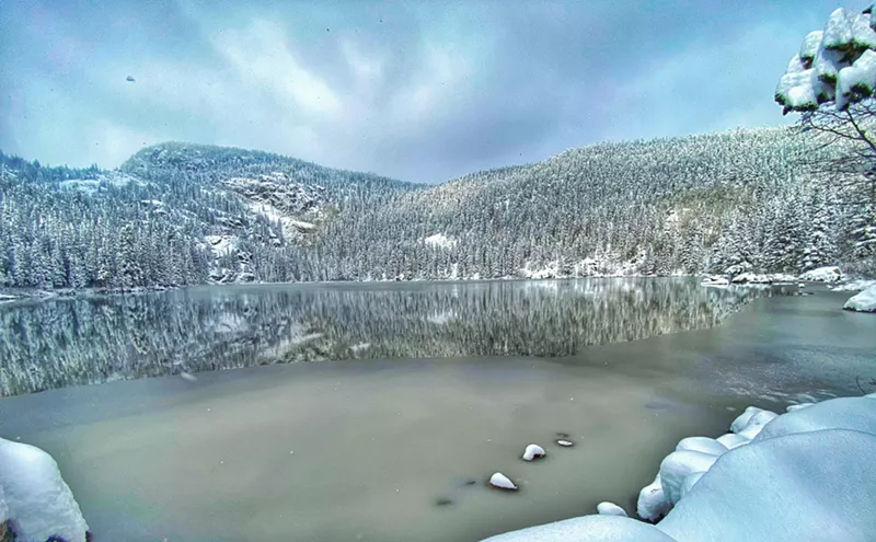 Image: Five Things to Know When Visiting Rocky Mountain National Park in the Winter
