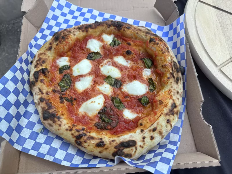Image: margherita pizza