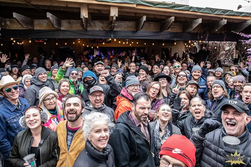 Image: crowd listening to music