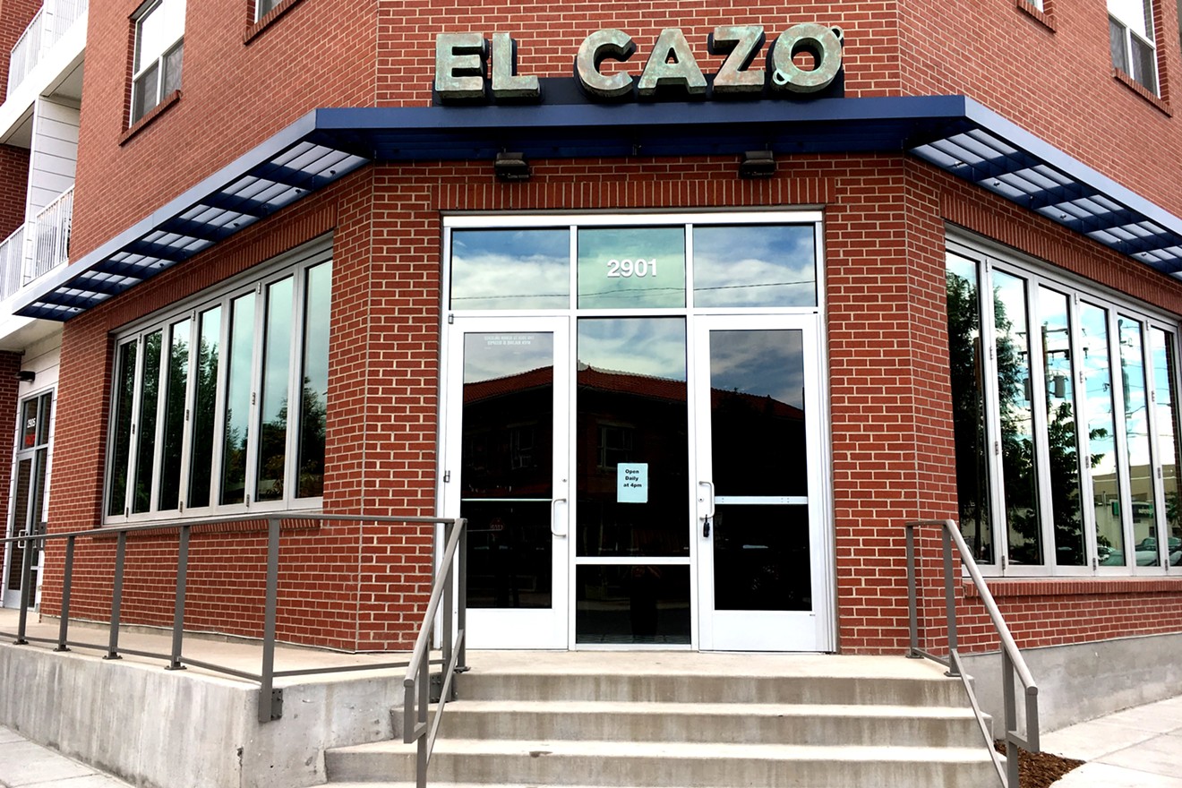 El Cazo brings the food of chef Efren Velasquez back to Jefferson Park.