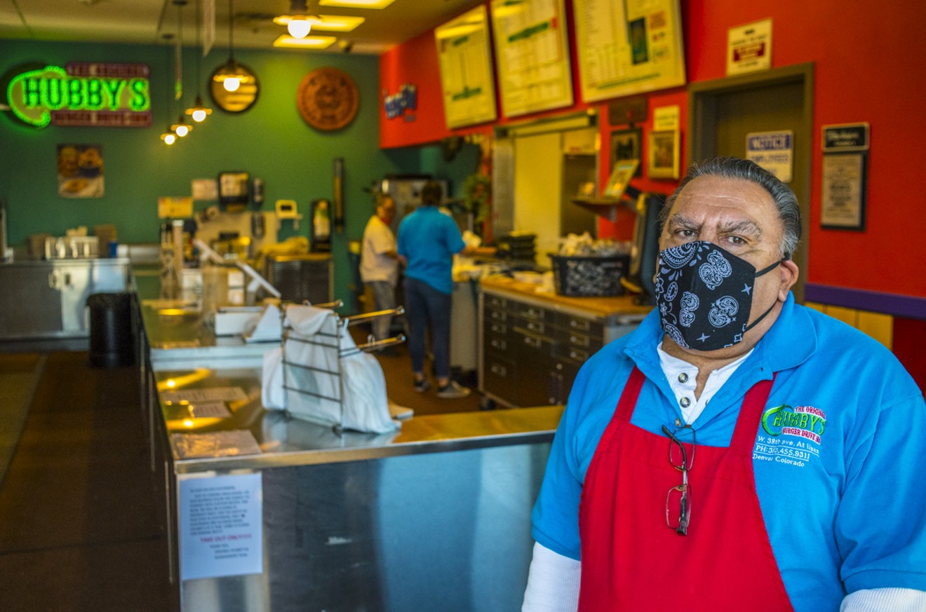 This Chubby's employee wants you to wear a mask.