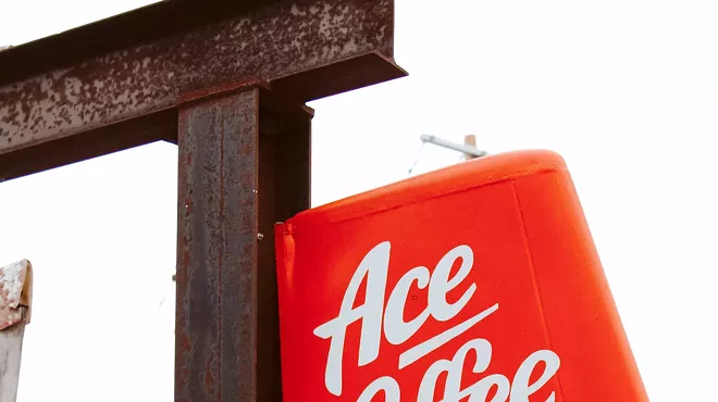 Ace Eat Serve