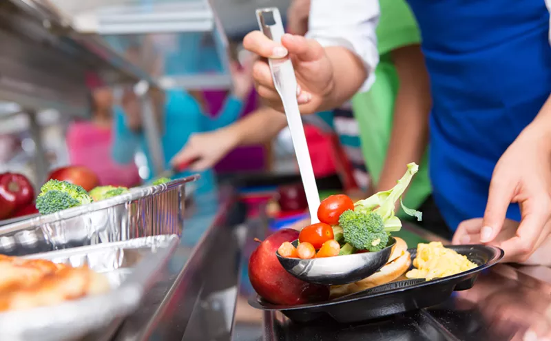 Image: Graham Crackers and Milk: DPS's "Healthy" Alternative for Kids With Lunch Debt