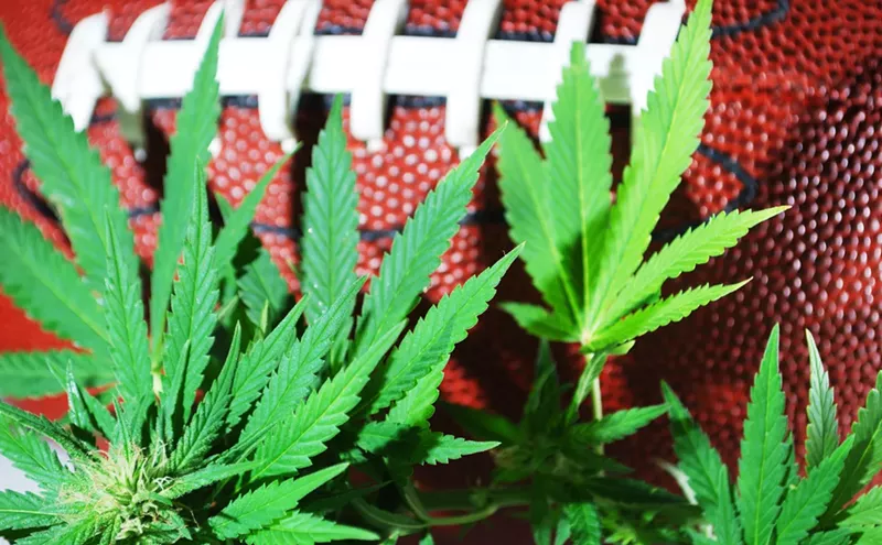Image: Greener Pastures: How Cannabis Helps Former Athletes Prosper After Sports