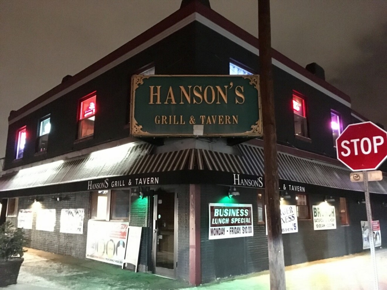 Hanson's, at the corner of Louisiana and Pearl, welcomes the whole neighborhood in for a drink, even if it's snowy.