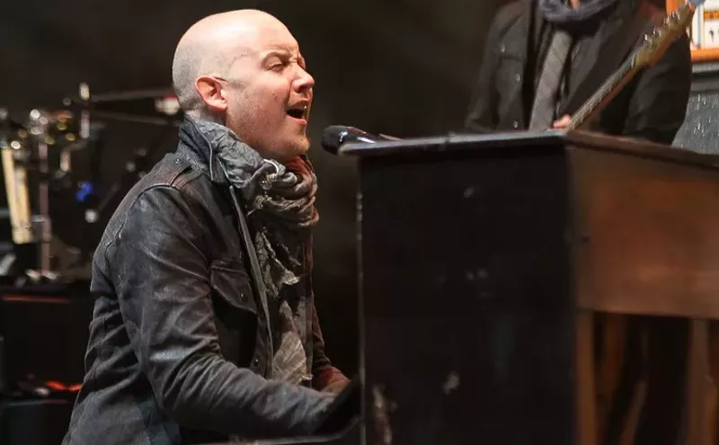 Image: Hear This Mexican Teenager's Love Song for Isaac Slade and the Fray