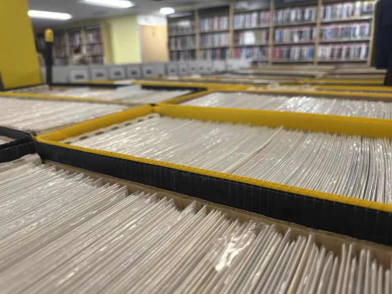 Image: A box of comic books