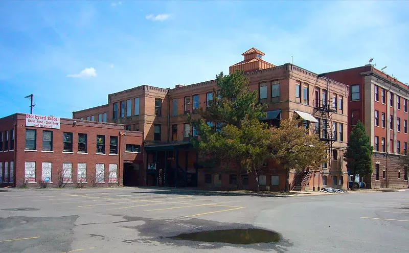Image: History Keeps Pouring Out of the Stockyards Saloon