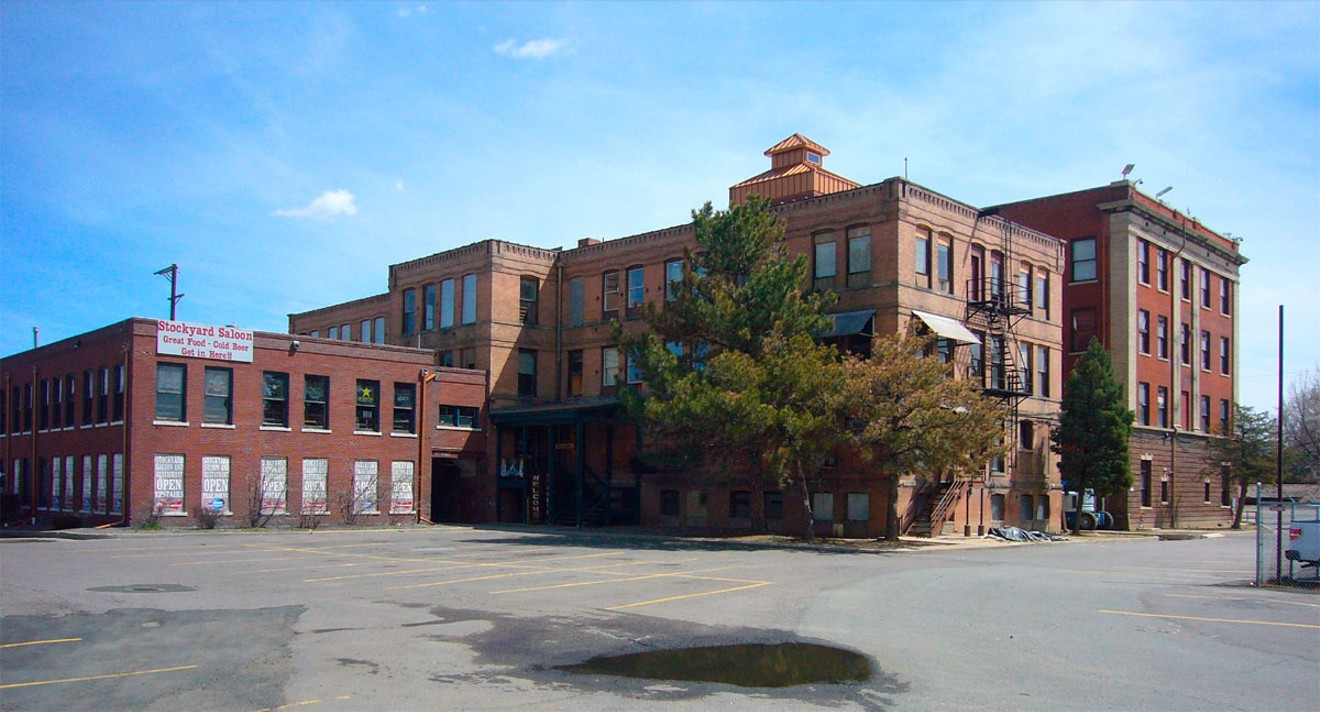 The three-building Livestock Exchange complex; the Stockyards Saloon is on the left.