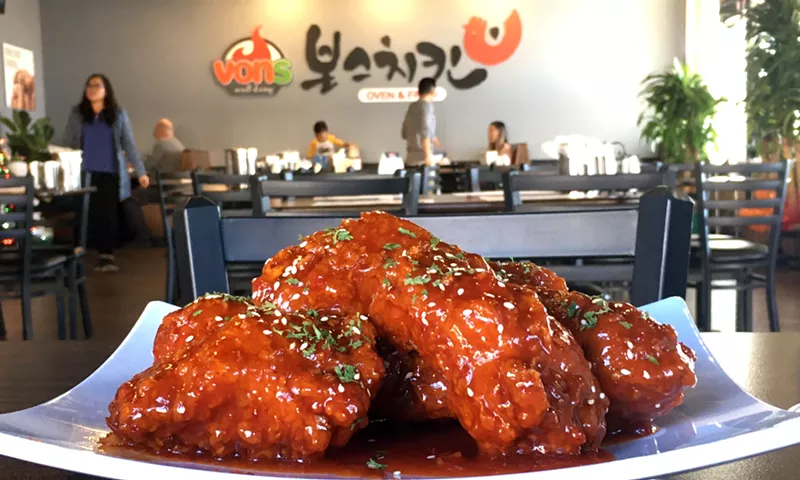 Image: The Korean fried chicken is on fire at Vons in Aurora.