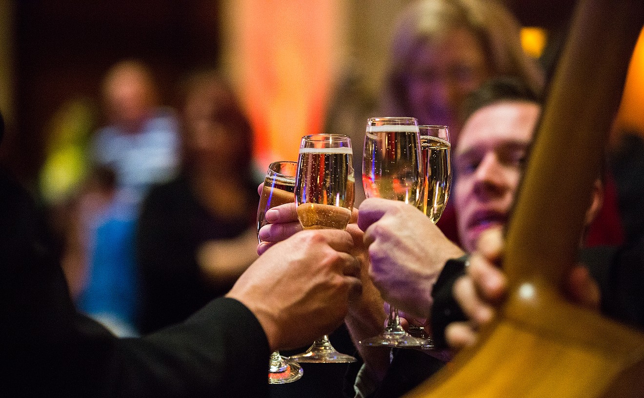How to Celebrate New Year's Eve Like a Professional Bartender
